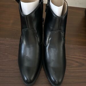 Serra Black Ankle Boots